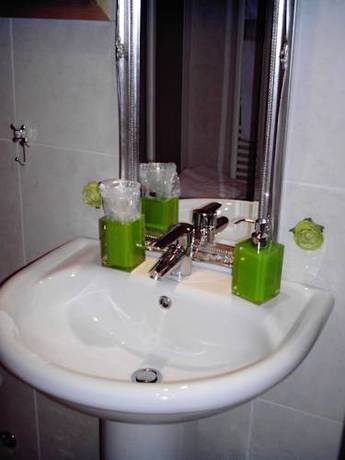 Imagen de la habitación del Hotel Albergo Rendola. Foto 6