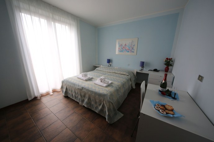 Imagen de la habitación del Hotel Albergo Residence Isotta. Foto 18
