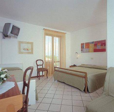 Imagen de la habitación del Hotel Albergo Residence Molino. Foto 8