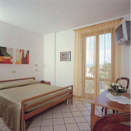 Imagen de la habitación del Hotel Albergo Residence Molino. Foto 9