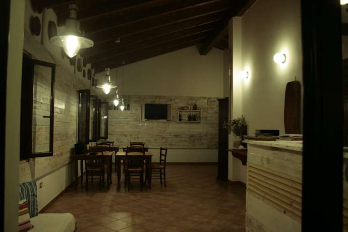 Imagen de los interiores del Hotel Albergo Residenziale Menhirs. Foto 19