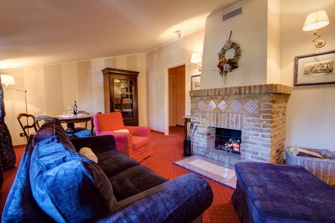 Imagen de los interiores del Hotel Albergo Ristorante Ai Tard&igrave;. Foto 10