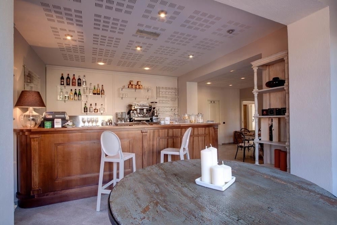 Imagen del bar/restaurante del Hotel Albergo Ristorante Ai Tard&igrave;. Foto 3