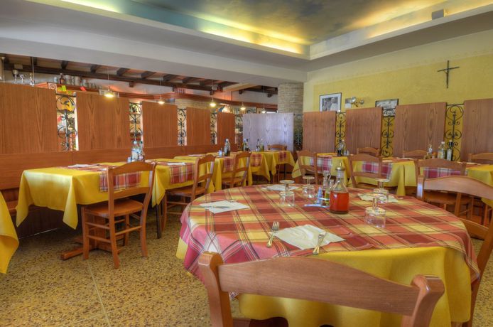 Imagen del bar/restaurante del Hotel Albergo Ristorante Alle Crosere. Foto 4
