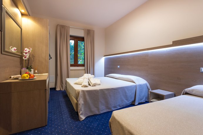 Imagen de la habitación del Hotel Albergo Ristorante Aurora. Foto 9