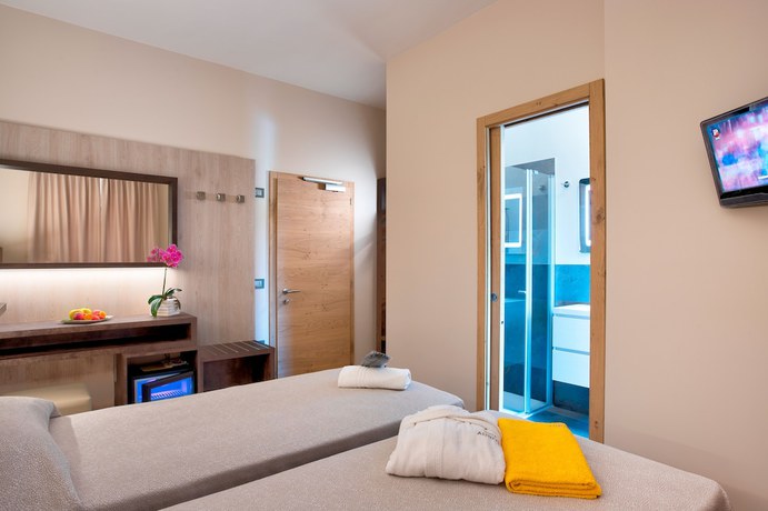 Imagen de la habitación del Hotel Albergo Ristorante Aurora. Foto 10