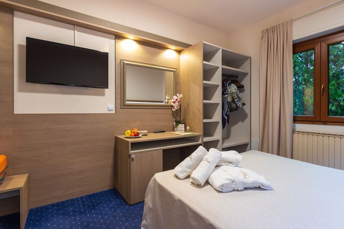 Imagen de la habitación del Hotel Albergo Ristorante Aurora. Foto 11