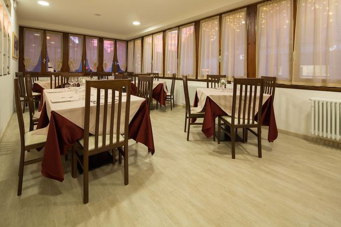 Imagen del bar/restaurante del Hotel Albergo Ristorante Bismantova. Foto 7