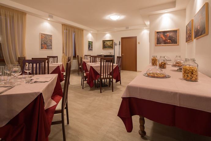 Imagen del bar/restaurante del Hotel Albergo Ristorante Bismantova. Foto 8