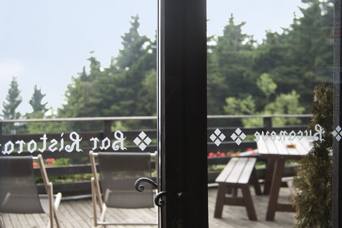 Imagen de la habitación del Hotel Albergo Ristorante Bucaneve. Foto 4