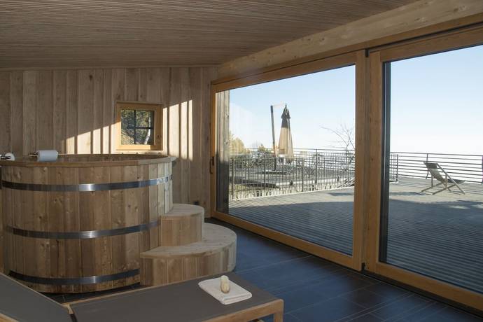 Imagen de la piscina del Hotel Albergo Ristorante Bucaneve. Foto 20