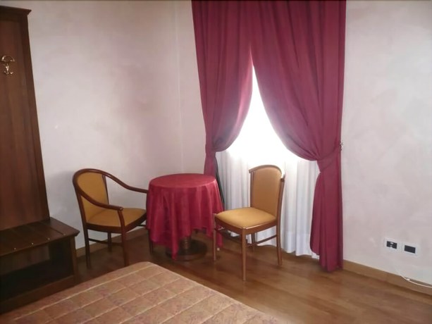 Imagen de la habitación del Hotel Albergo Ristorante Campanile Azzurro. Foto 5