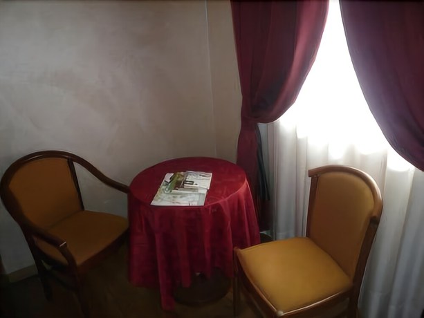 Imagen de la habitación del Hotel Albergo Ristorante Campanile Azzurro. Foto 8