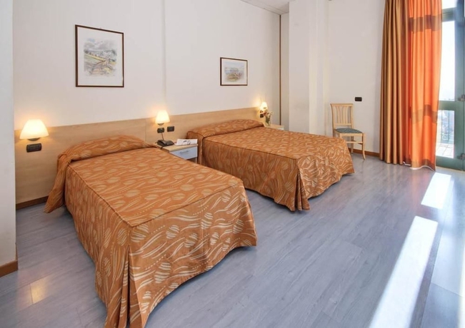 Imagen de la habitación del Hotel Albergo Ristorante Da Tonino. Foto 3