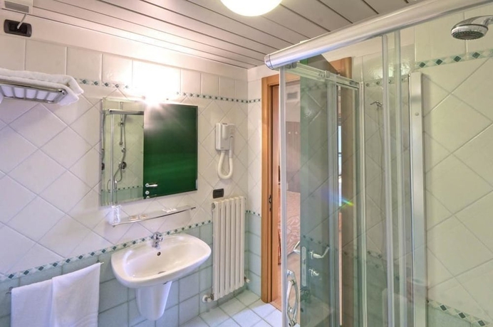 Imagen de la habitación del Hotel Albergo Ristorante Da Tonino. Foto 9