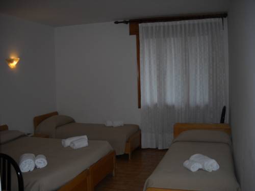 Imagen de la habitación del Hotel Albergo Ristorante Dalla Mena. Foto 5