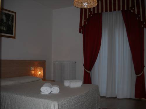 Imagen de la habitación del Hotel Albergo Ristorante Dalla Mena. Foto 10