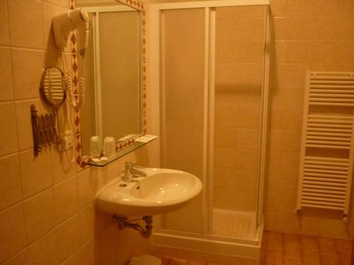 Imagen de la habitación del Hotel Albergo Ristorante Dalla Mena. Foto 13