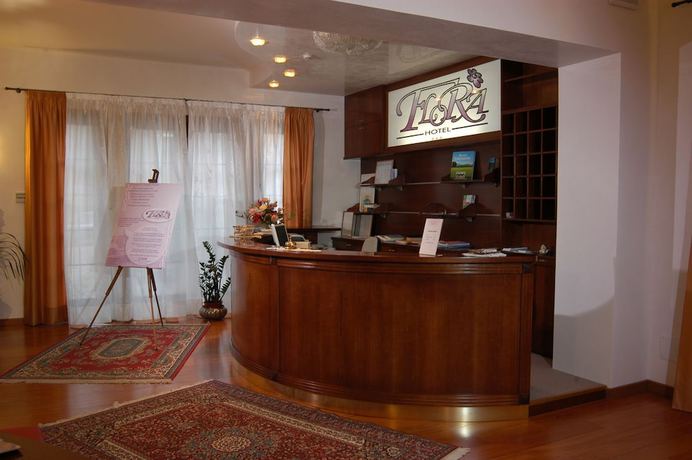 Imagen de los interiores del Hotel Albergo Ristorante Flora. Foto 20