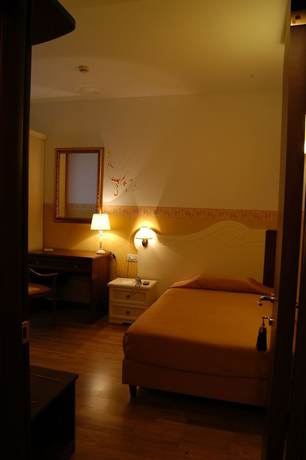 Imagen de la habitación del Hotel Albergo Ristorante Flora. Foto 14