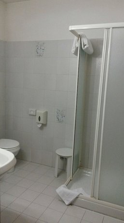 Imagen de la habitación del Hotel Albergo Ristorante Flora. Foto 15