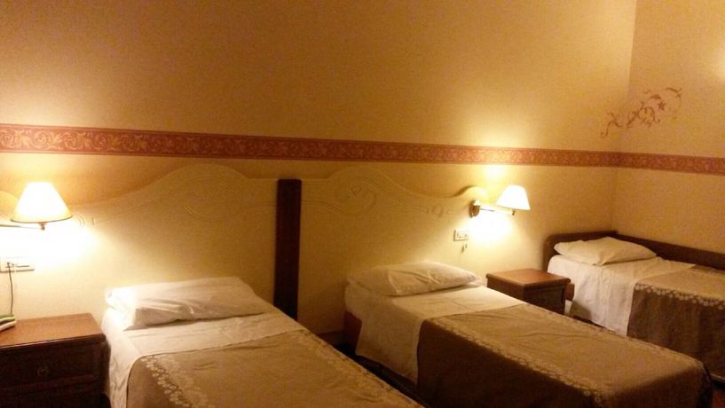 Imagen de la habitación del Hotel Albergo Ristorante Flora. Foto 18