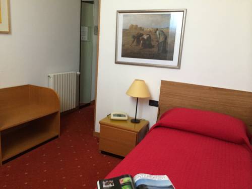 Imagen de la habitación del Hotel Albergo Ristorante Giardino. Foto 15