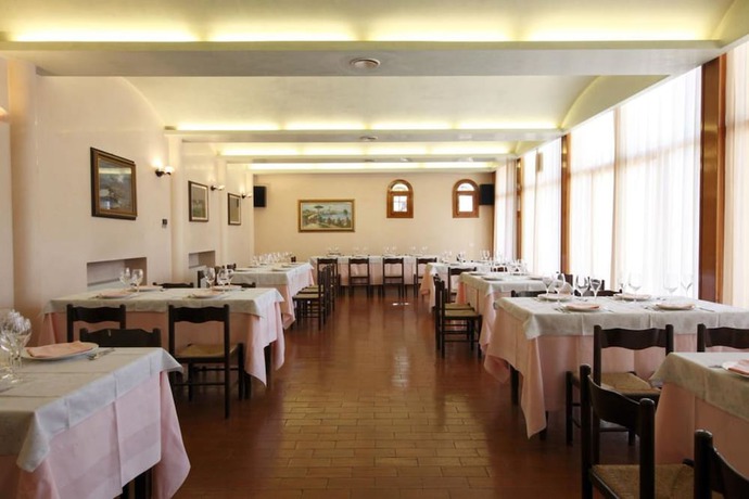 Imagen de los interiores del Hotel Albergo Ristorante Giulietta e Romeo. Foto 19
