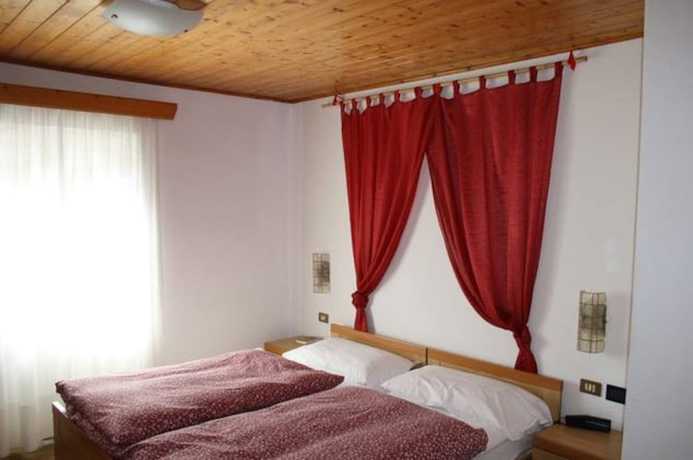 Imagen de la habitación del Hotel Albergo Ristorante La Baita. Foto 10