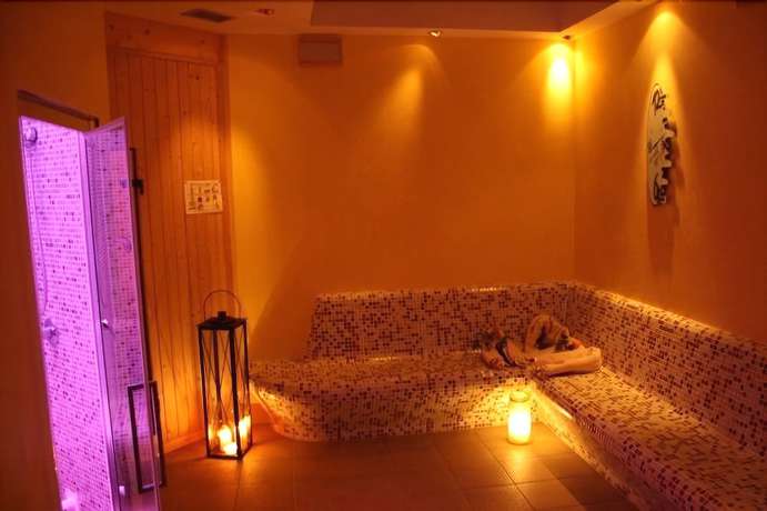 Imagen de la piscina del Hotel Albergo Ristorante La Baita. Foto 13