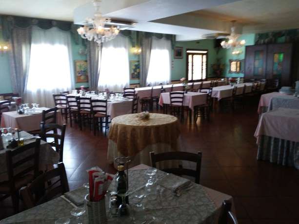 Imagen del bar/restaurante del Hotel Albergo Ristorante La Campagnola. Foto 4