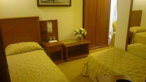 Imagen de la habitación del Hotel Albergo Ristorante Montebaldo. Foto 6