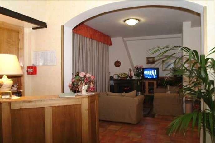 Imagen de los interiores del Hotel Albergo Ristorante Olimpia. Foto 16