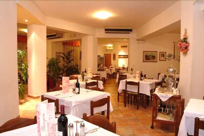 Imagen del bar/restaurante del Hotel Albergo Ristorante Olimpia. Foto 6