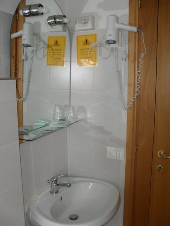 Imagen de la habitación del Hotel Albergo Ristorante Olimpia. Foto 12