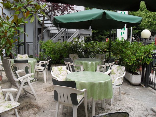 Imagen de los exteriores del Hotel Albergo Ristorante Olimpia. Foto 15