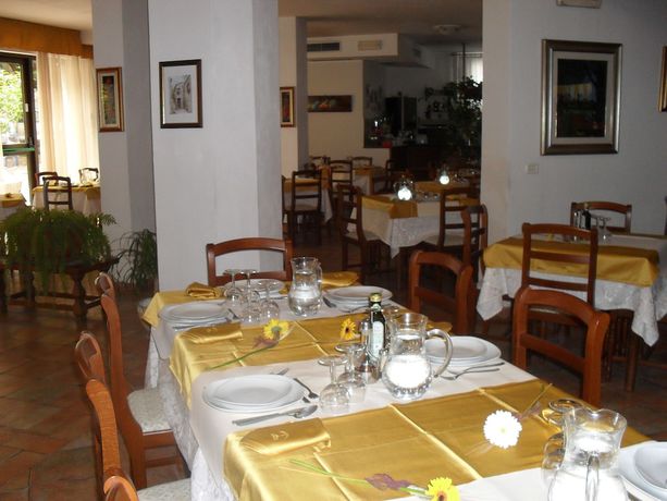 Imagen del bar/restaurante del Hotel Albergo Ristorante Olimpia. Foto 10