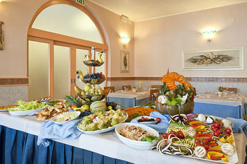 Imagen del bar/restaurante del Hotel Albergo Ristorante Pozzi. Foto 2