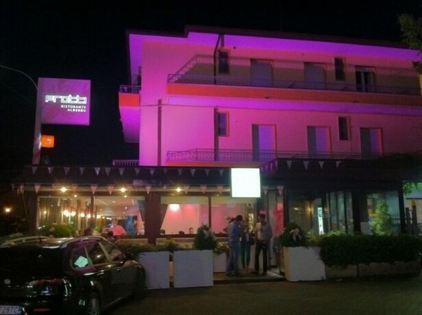 Imagen general del Hotel Albergo Ristorante Protti. Foto 9