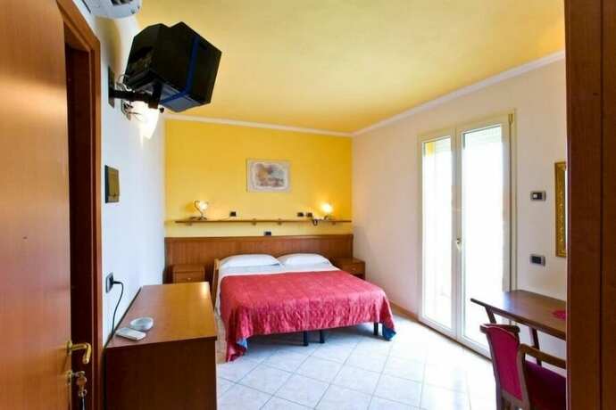 Imagen de la habitación del Hotel Albergo Ristorante Protti. Foto 28