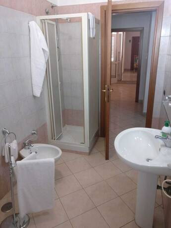 Imagen de la habitación del Hotel Albergo Ristorante San Tommaso. Foto 5