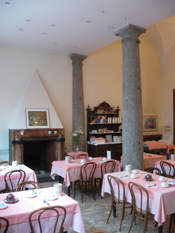 Imagen del bar/restaurante del Hotel Albergo Ristorante Tre Re. Foto 3