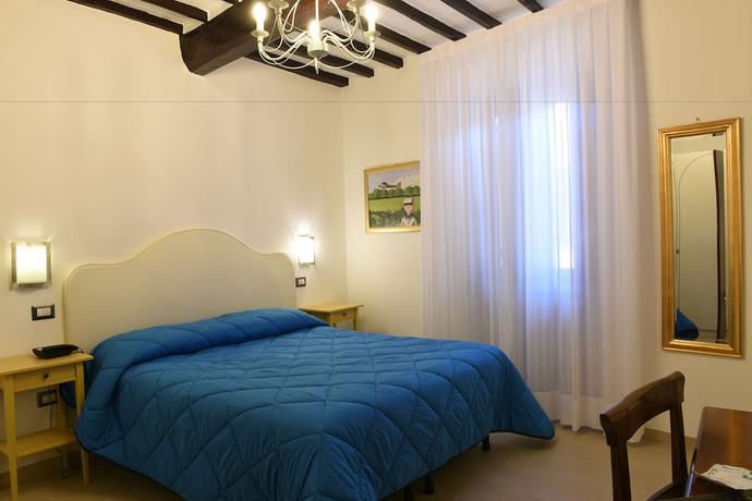 Imagen de la habitación del Hotel Albergo Ristorante Umbria. Foto 7
