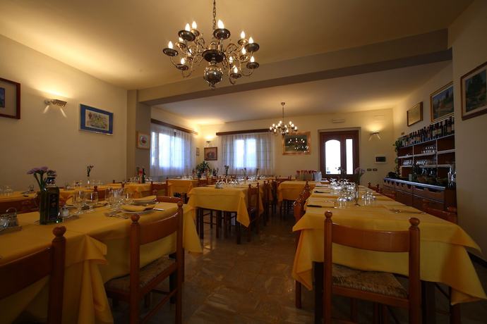 Imagen del bar/restaurante del Hotel Albergo Ristorante il Poggiolo. Foto 7