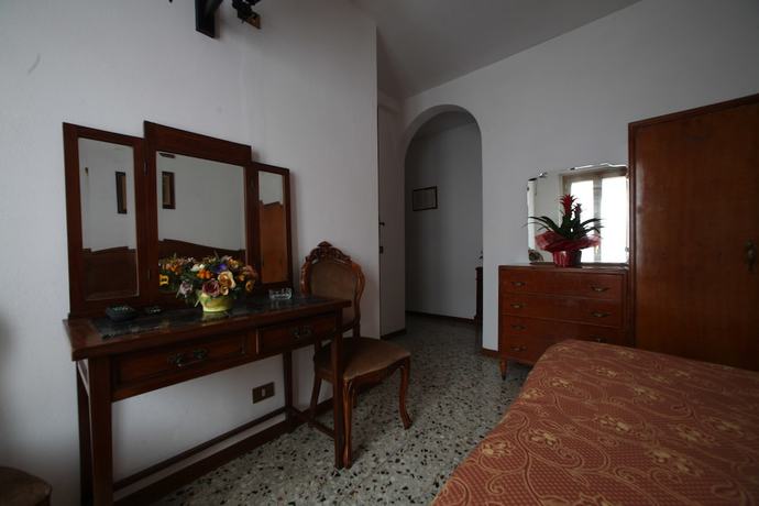 Imagen de la habitación del Hotel Albergo Ristorante il Poggiolo. Foto 15