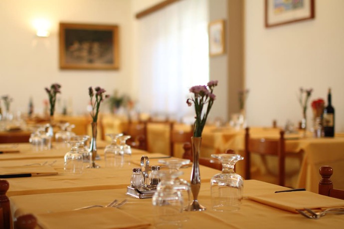 Imagen del bar/restaurante del Hotel Albergo Ristorante il Poggiolo. Foto 8