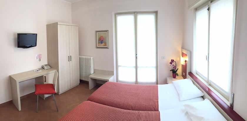 Imagen de la habitación del Hotel Albergo Riva. Foto 4