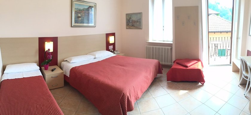 Imagen de la habitación del Hotel Albergo Riva. Foto 9
