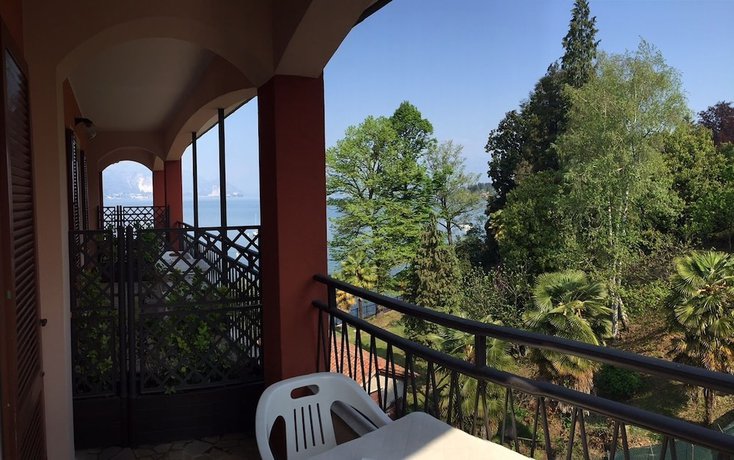 Imagen de la habitación del Hotel Albergo Riva. Foto 14