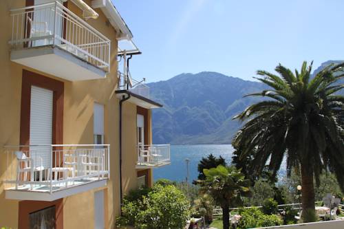 Imagen de la habitación del Hotel Albergo Riviera, Limone sul Garda. Foto 3